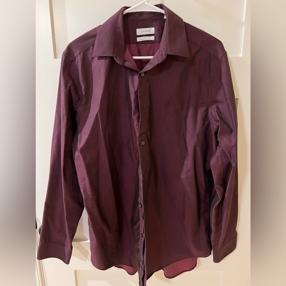 Calvin Klein Men Slim Fit Perf Non Iron Burgundy 16 32/33 Dress Shirt Preowned